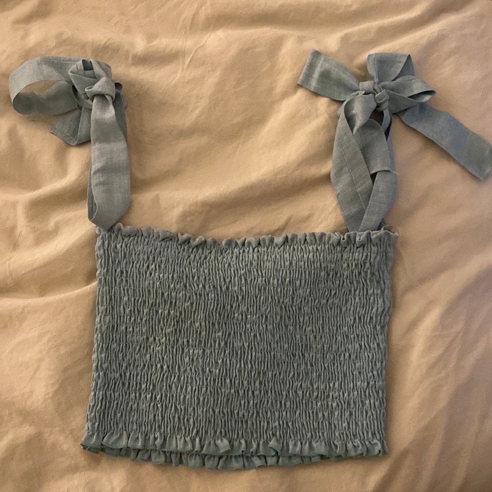 Blue blush top